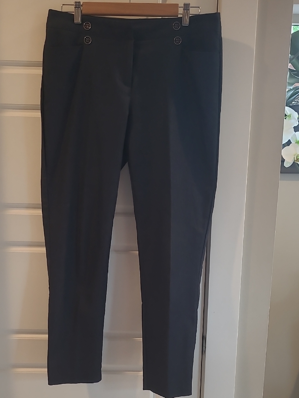 89th & Madison Trousers. Size M